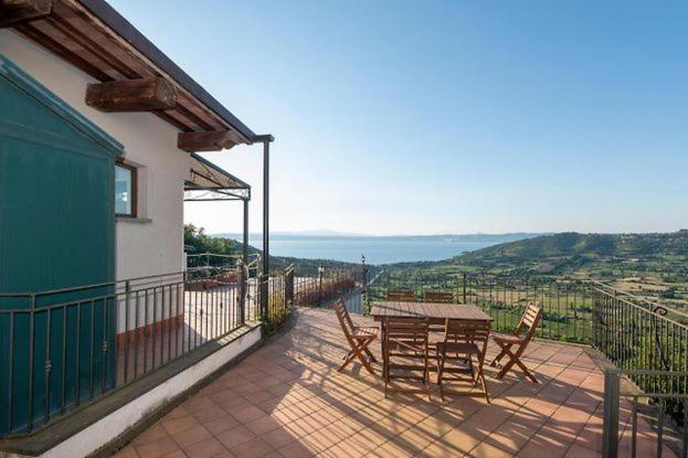 Casa Vacanze Montedoro Montefiascone Exterior foto