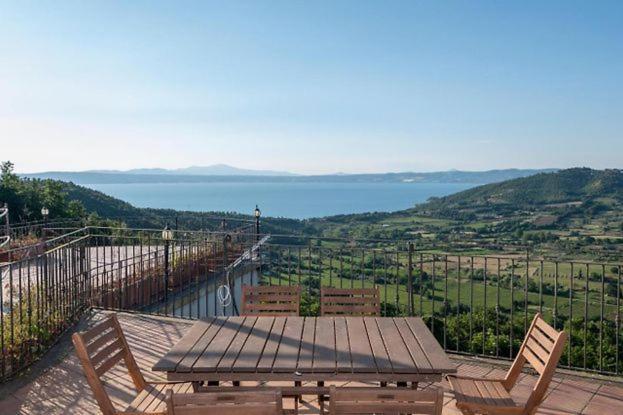 Casa Vacanze Montedoro Montefiascone Exterior foto